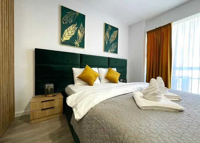 Green Charm Studio